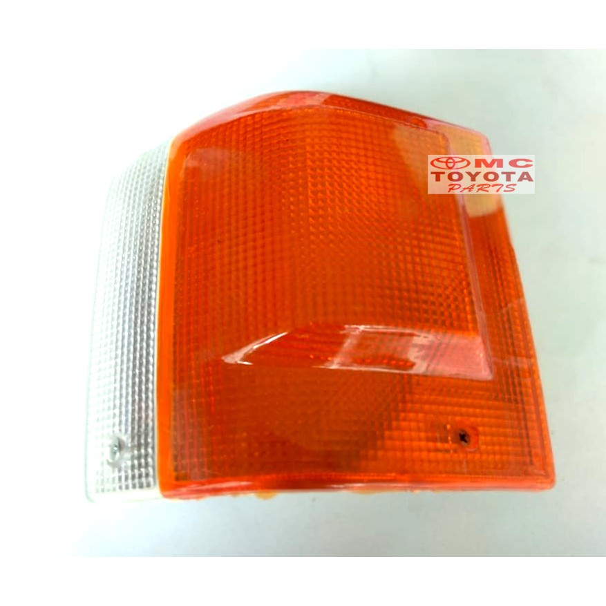 Lampu Sen Sein Samping Fender Depan Kiri Toyota Hiace 12R