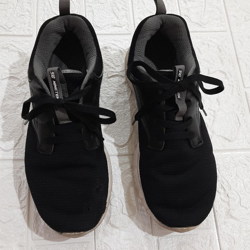 NINETEN 910 Sepatu Sneaker Running Hitam Memory Foam size 40