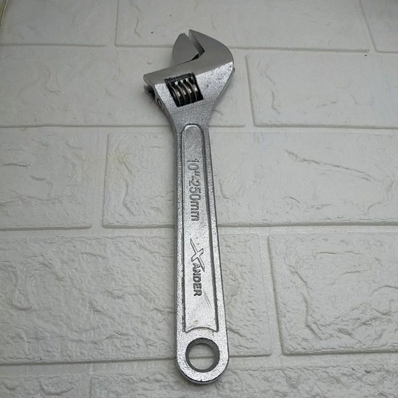 Kunci Inggris 10 inch