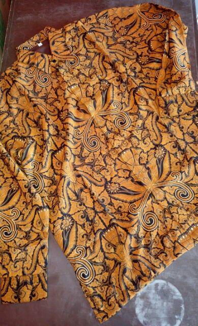 Tr Batik Jokowi (busana Pria,fashion Pria,baju,batik,batik Solo,baju Kerja,laki Laki,atasan)