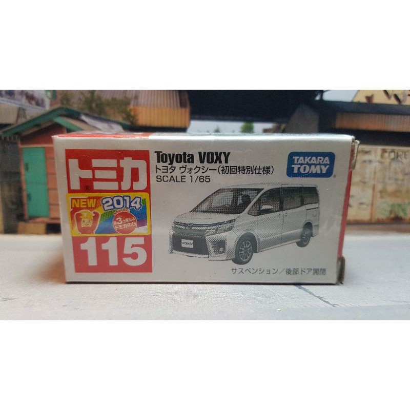 Tomica Toyota Voxy - White (115)