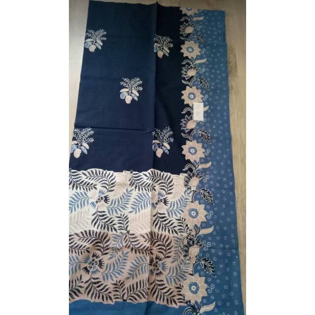  Batik  Paoman Indramayu  Kain Batik  Shopee Indonesia