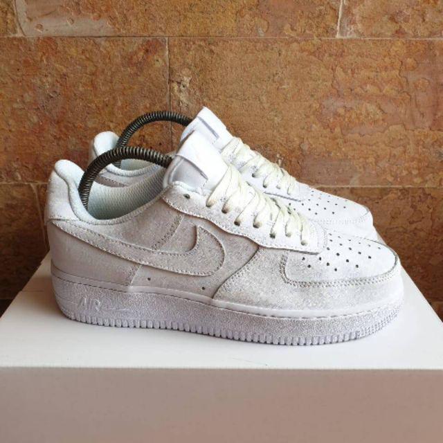 Jual SEPATU NIKE AIR FORCE 1 LOW GLOW 