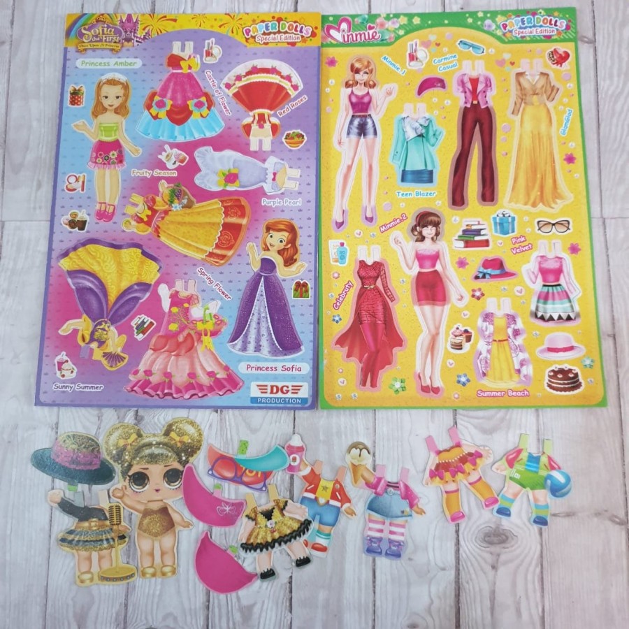 Mainan Dress Up /Buku Aktivitas Bongkar Pasang Baju Karakter