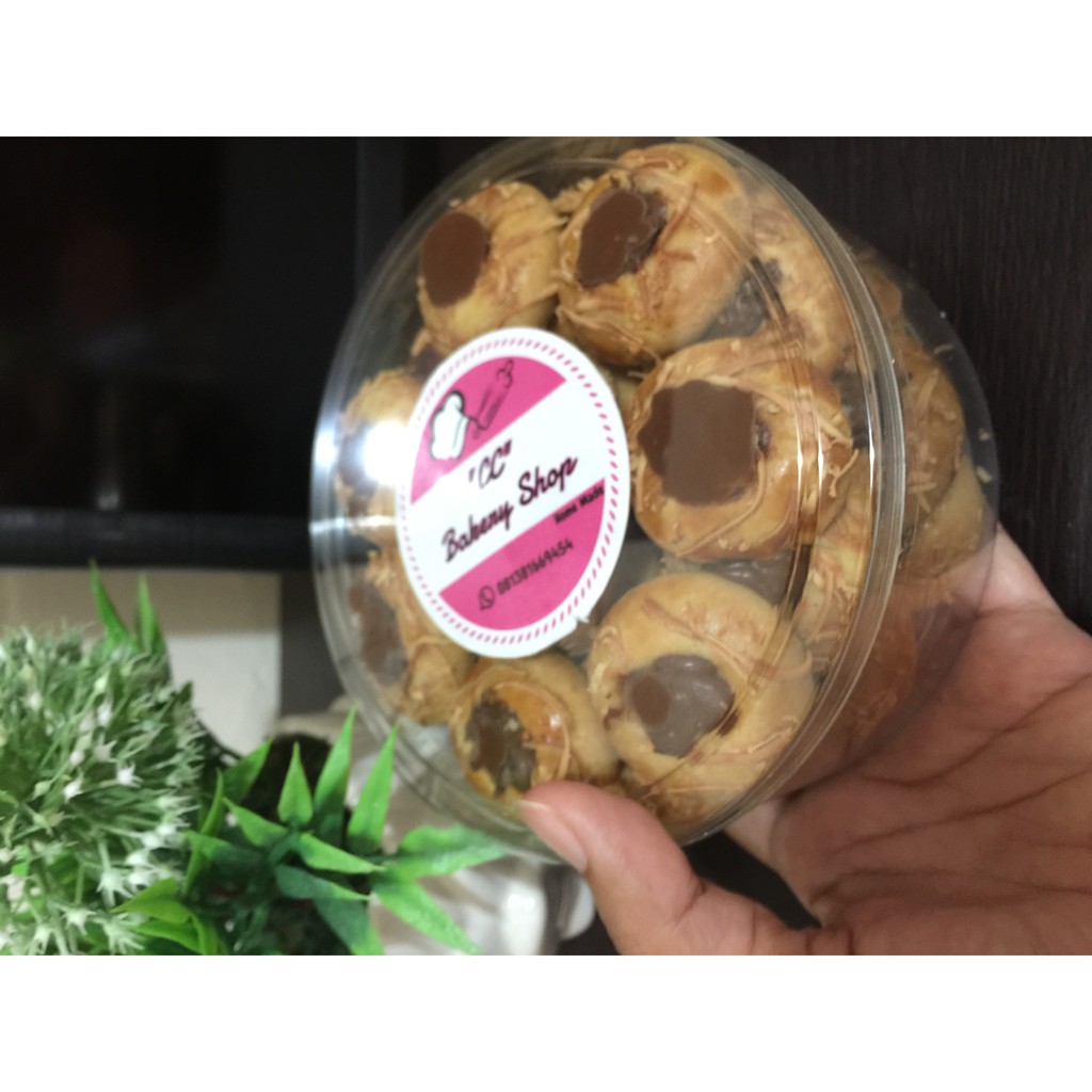 Kue kering Nutella Thumbprint