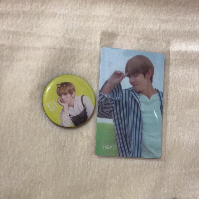 BTS World Limited Edition V (taehyung) PC and magnet