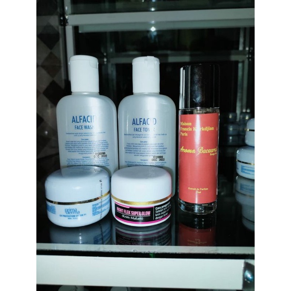 Skincare BPOM Primaderma Paket flek super glow.