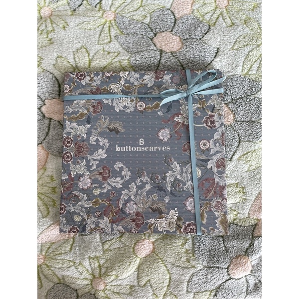 Buttonscarves royale blue jeans new