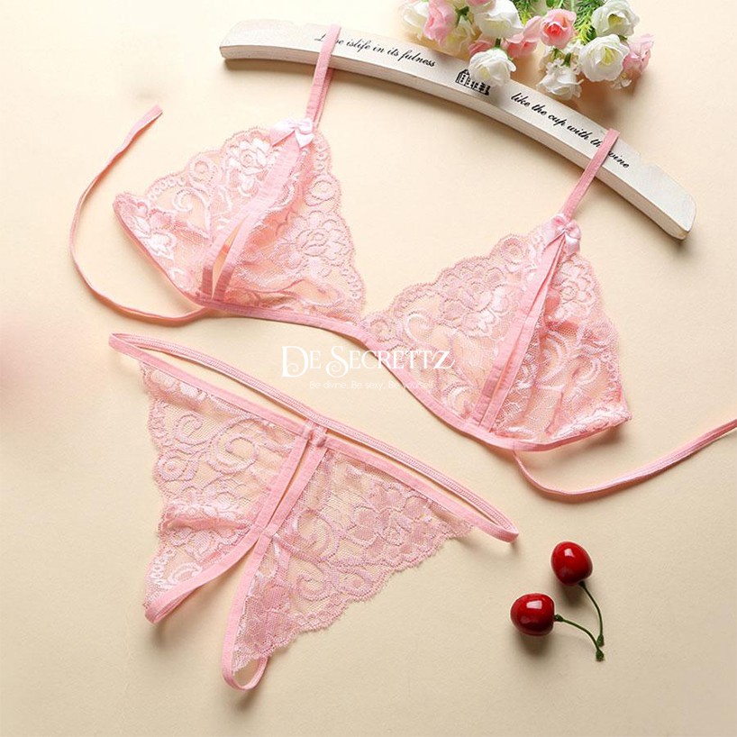 DeSecrettz LILY Lingerie Sexy Model Bra Set Transparan Dengan Open Crotch G String, Soft Lace Bikini