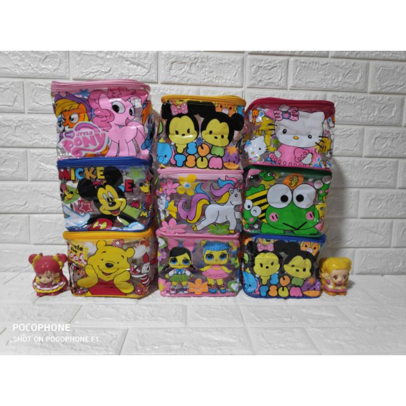 

TAS KUBUS LUCU TAS SOUVENIR ULANGTAHUN GOODIE BAG