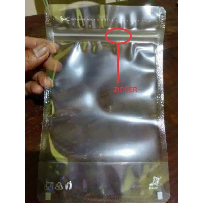 STANDING POUCH 18x29 ISI 100