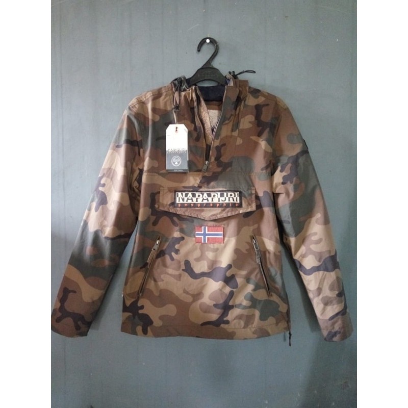 Napapijri Rainforest Camo Size XS fit to M/L - Used - Original