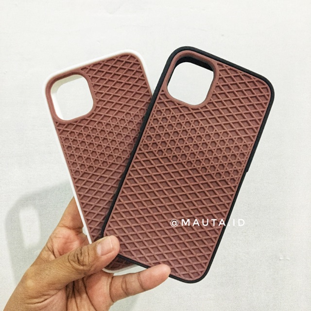 Casing case sol sepatu vans waffle iphone 11