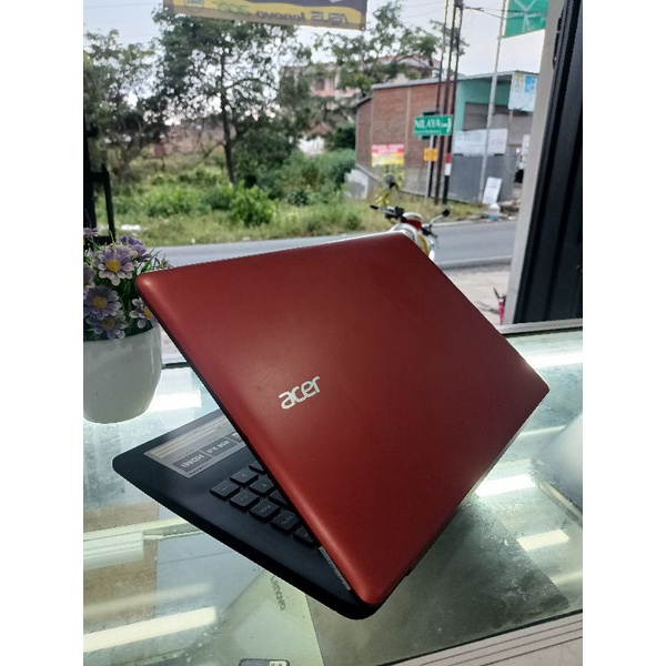 LAPTOP ACER SUPER SLIM HDD + SSD NORMAL