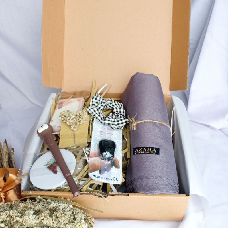 

HAMPERS / KADO ULANG TAHUN/ KADO HIJAB / KADO WISUDA / HIJAB GIFT / TEMAN SAHABAT PACAR / TERMURAH