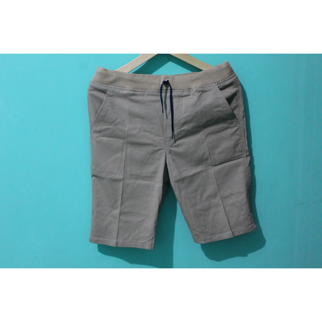 Celana Chino Castle Clash Premium