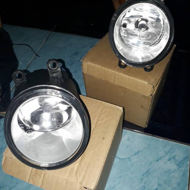 Foglamp avanza/innova 2014