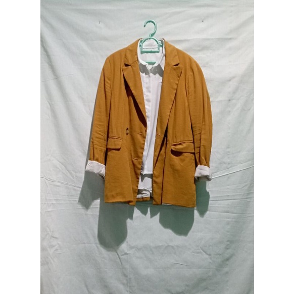 PRELOVED Blazer Bershka Warna Mustard