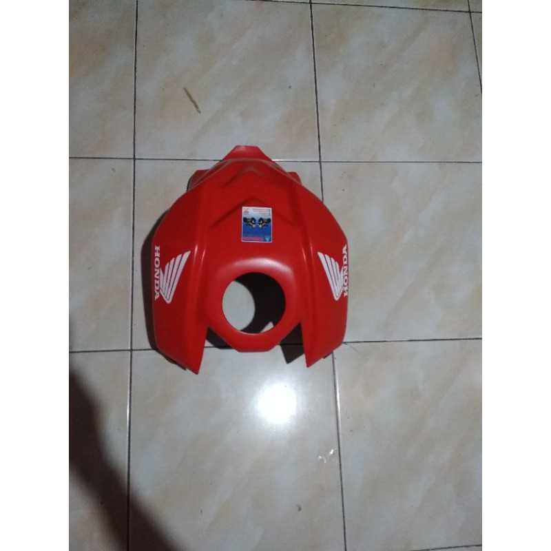 Cover tengki/kondom Honda All New CB150R merah Doff polos