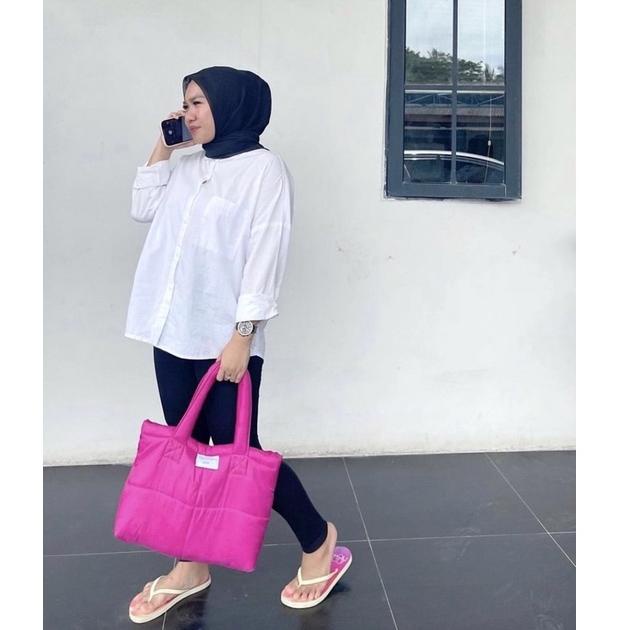 "XC. 761697" Big Gouw Bag