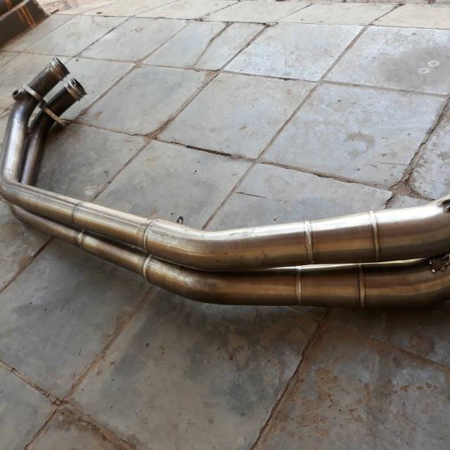 Header Knalpot R9 untuk motor CBR 150R Facelift