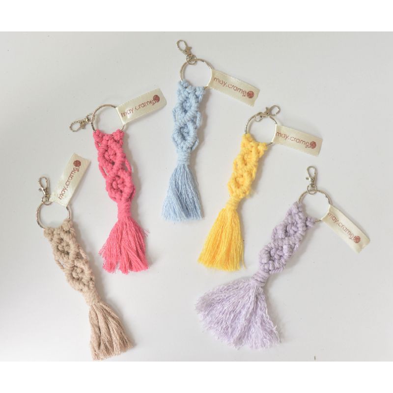 macarme keychain/souvenir gantungan kunci/macrame souvenir/gantungan kunci(MIN 100PCS)