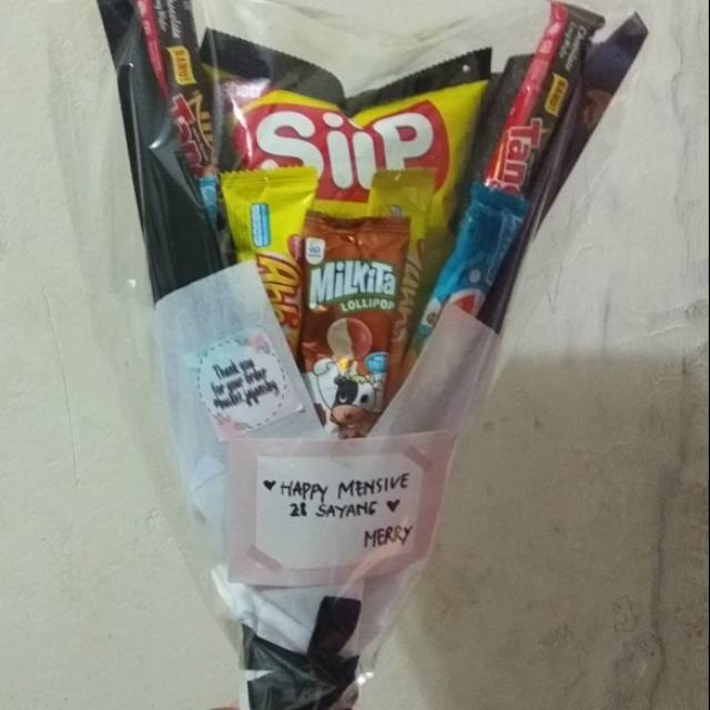 

Bucket jajan custom