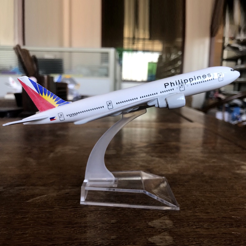 Miniatur Diecast Pesawat Terbang Philippine Airlines Boeing 747 777 Model PAL Airbus A380 Cebu Pacific A320 Bahan Metal Ukuran 16CM