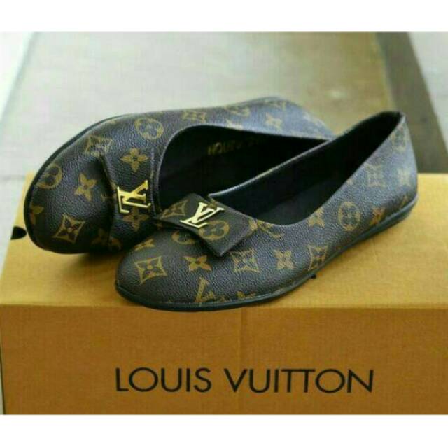 Sepatu casual wanita louis vuitton slip on grade ori 3 varian warna
