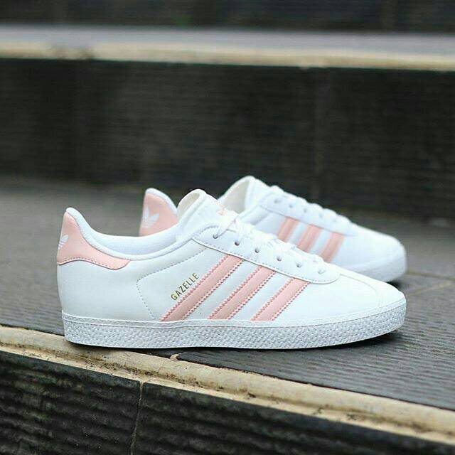 ADIDAS GAZELLE 2 LEATHER FTWR WHITE/PINK
ORIGINAL MADE IN INDONESIA BNWB