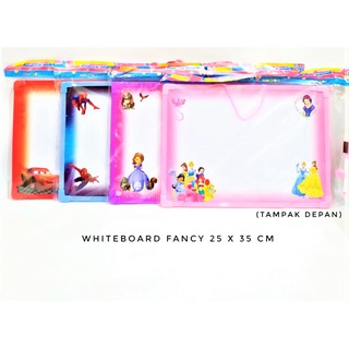 Papan tulis white board plus stip dan spidol nya karakter