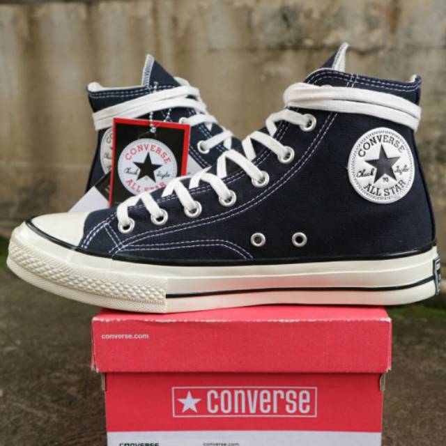 dark navy converse