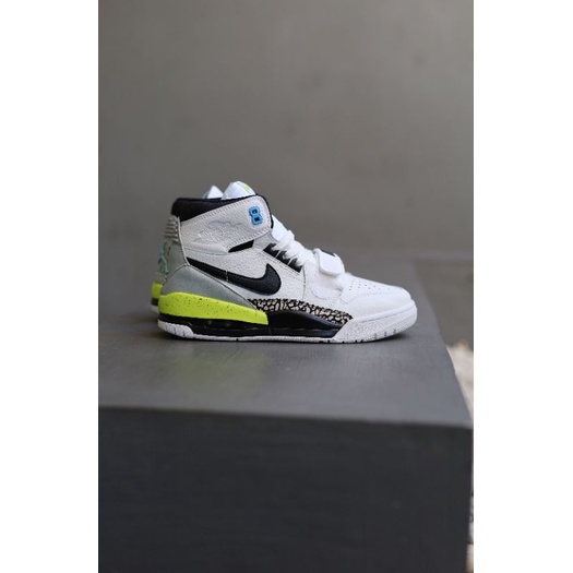 Nike Air Jordan Legacy 312 Wolf Grey