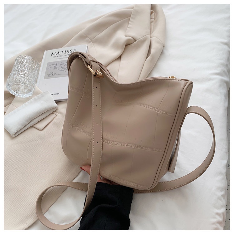 103 tas SELEMPANG Basic Elegant Kekinian wanita import terbaru 1kg bisa 2 tas import