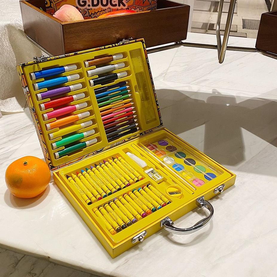 

Model Baru OIL PASTEL CRAYON G - DUCK YELLOW / CRAYON OIL PASTEL MACAM - MACAM WARNA / CRAYON SET 150 PCS / PERLENGKAPAN MEWARNAI ANAK