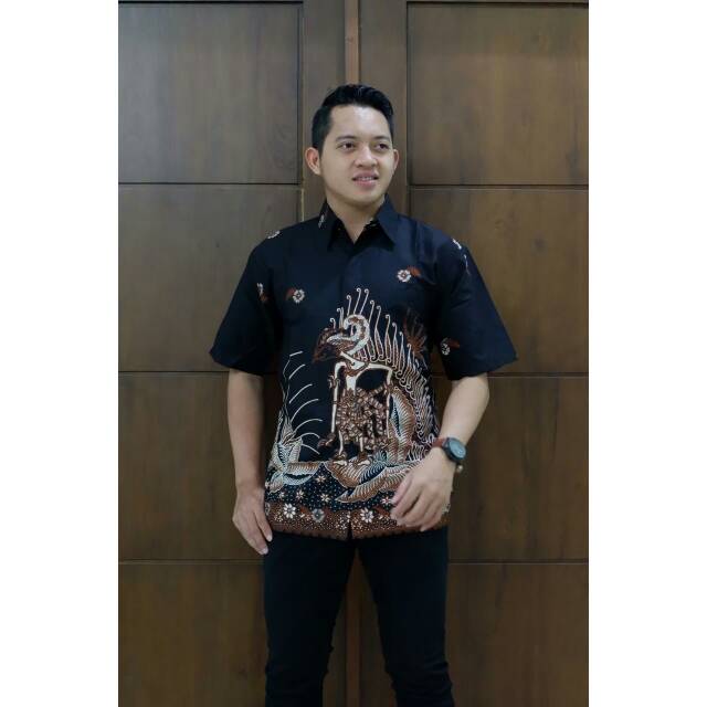 WAYANG JANAKA.Kemeja Batik Priaodern