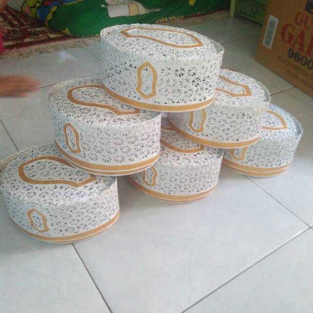 Songkok bambu putih/emas