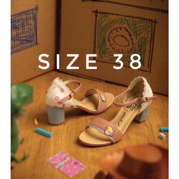 SIZE 38 ITTAHERL X DISNEY TOY STORY MY BO BLOCK HEELS 60MM