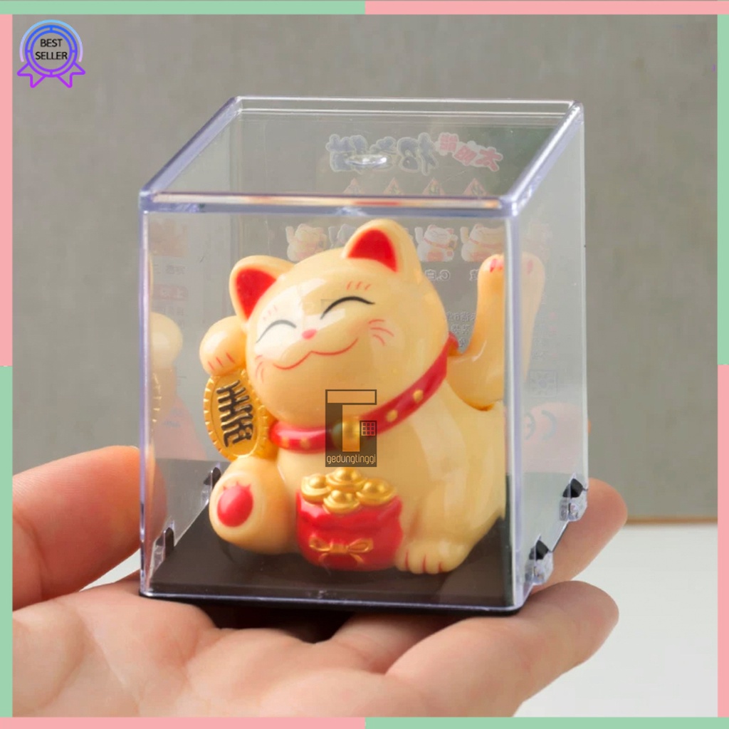 Boneka Patung Pajangan Kucing Hoki Keberuntungan Lucky Cat Rejeki Maneki Neko Maneko Neki Tangan Melambai Goyang Gerak Bergerak Solar No Baterai Batrei Batrai Batre Cina Jepang Dashboard Mobil Meja Toko Kasir Cafe Kafe Hotel Murah Kecil Medium Besar Cream