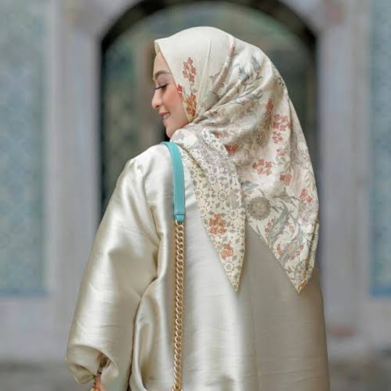 BUTTONSCARVES TOPKAPI IVORY