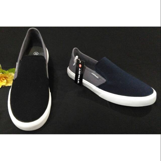 Sepatu pria Airwalk lason hitam/navy