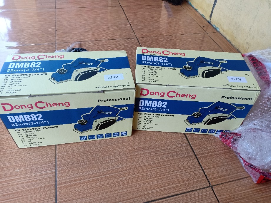 Mesin Serut Kayu Dongcheng Dmb82 Planer 82mm Dmb 82