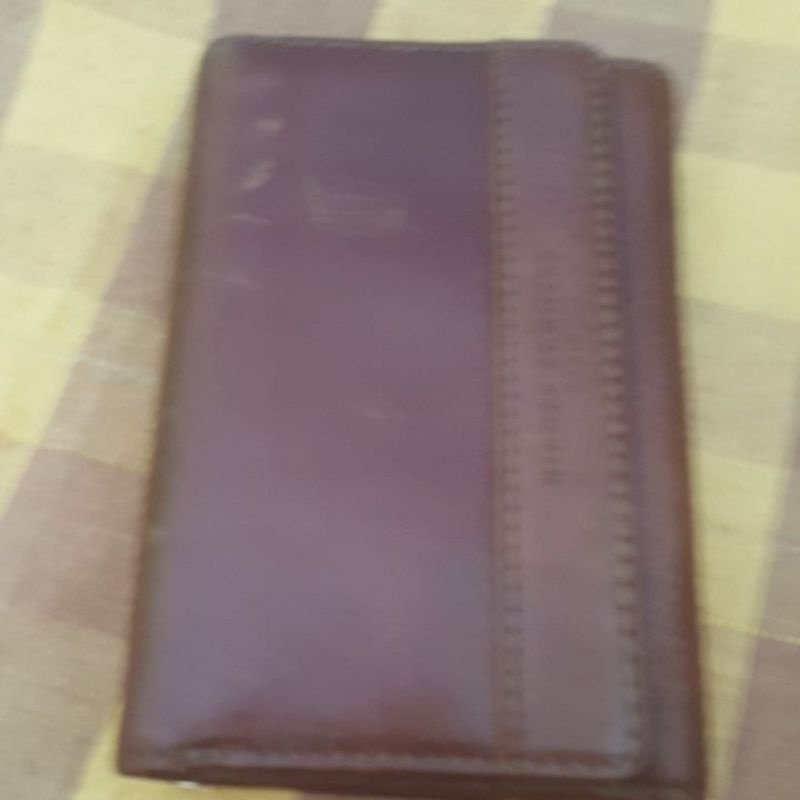 Preloved Dompet NICOLE ST. GILLES