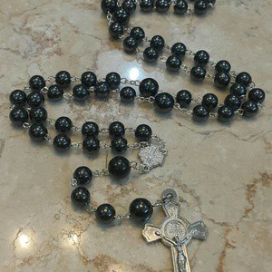 ROSARIO BATU BLUSTIN BULAT