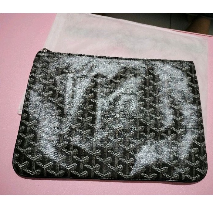 GOYARD SENAT MM POUCH PRELOVED