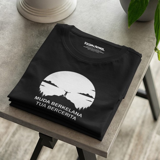 Jual Tshirt Pendaki Gunung Muda Berkelana Tua Bercerita Kaos