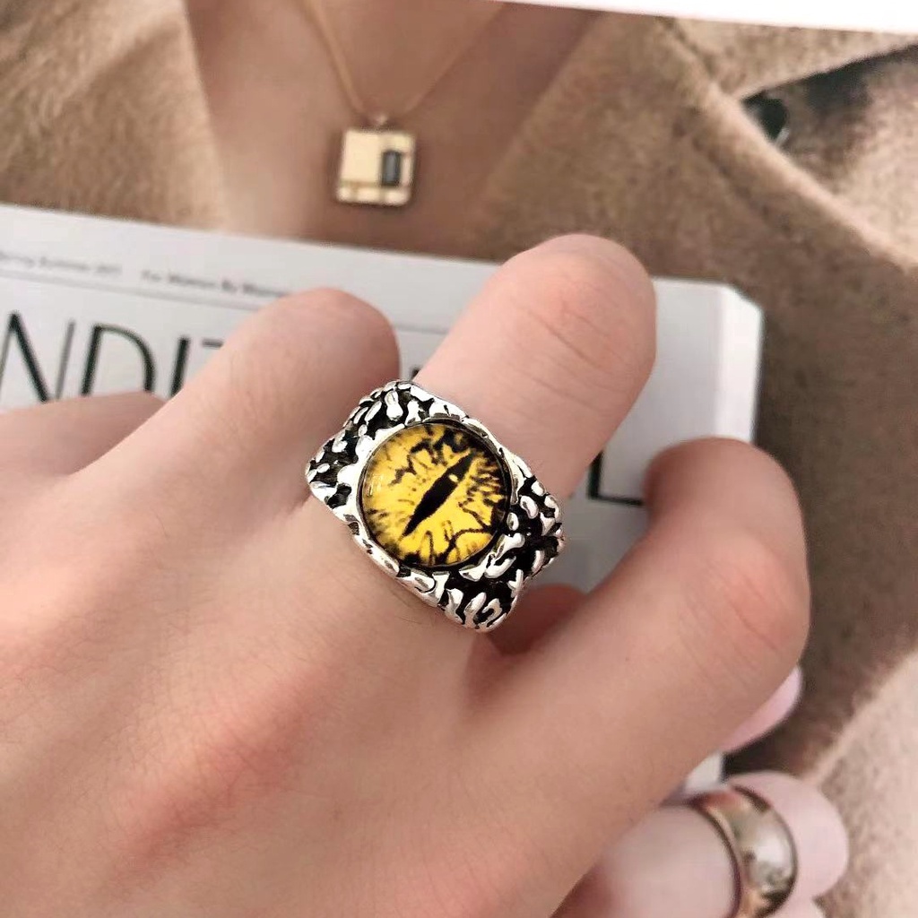 Cincin Model Terbuka adjustable Desain Mata Iblis Gaya retro hipster punk Eropa Amerika Untuk Pria