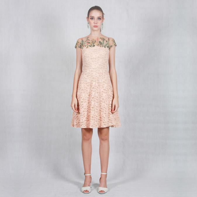 Barang Bagus mini drees sexy,. VOTUM Mini Dress Peach Lace STOK TERBATAS