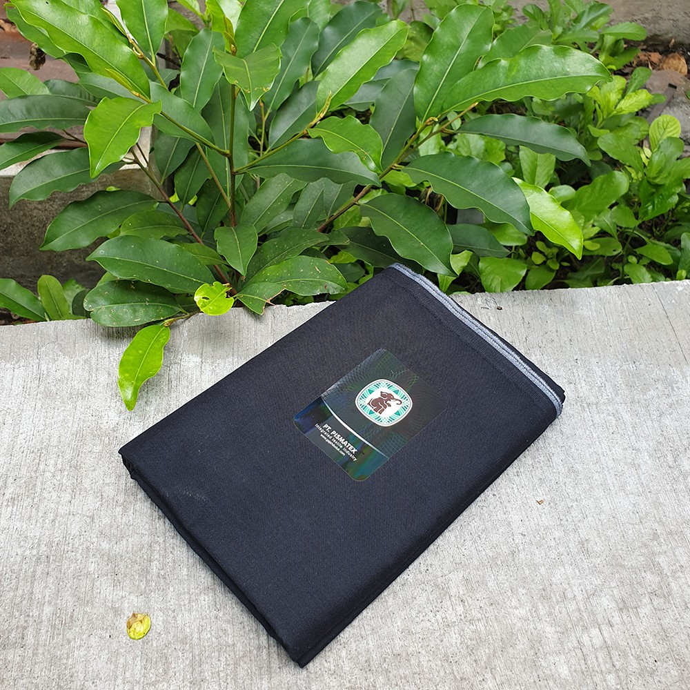 Sarung Gajah Duduk Hitam Polos