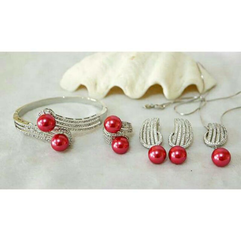 

setkomplitmutiaralombok